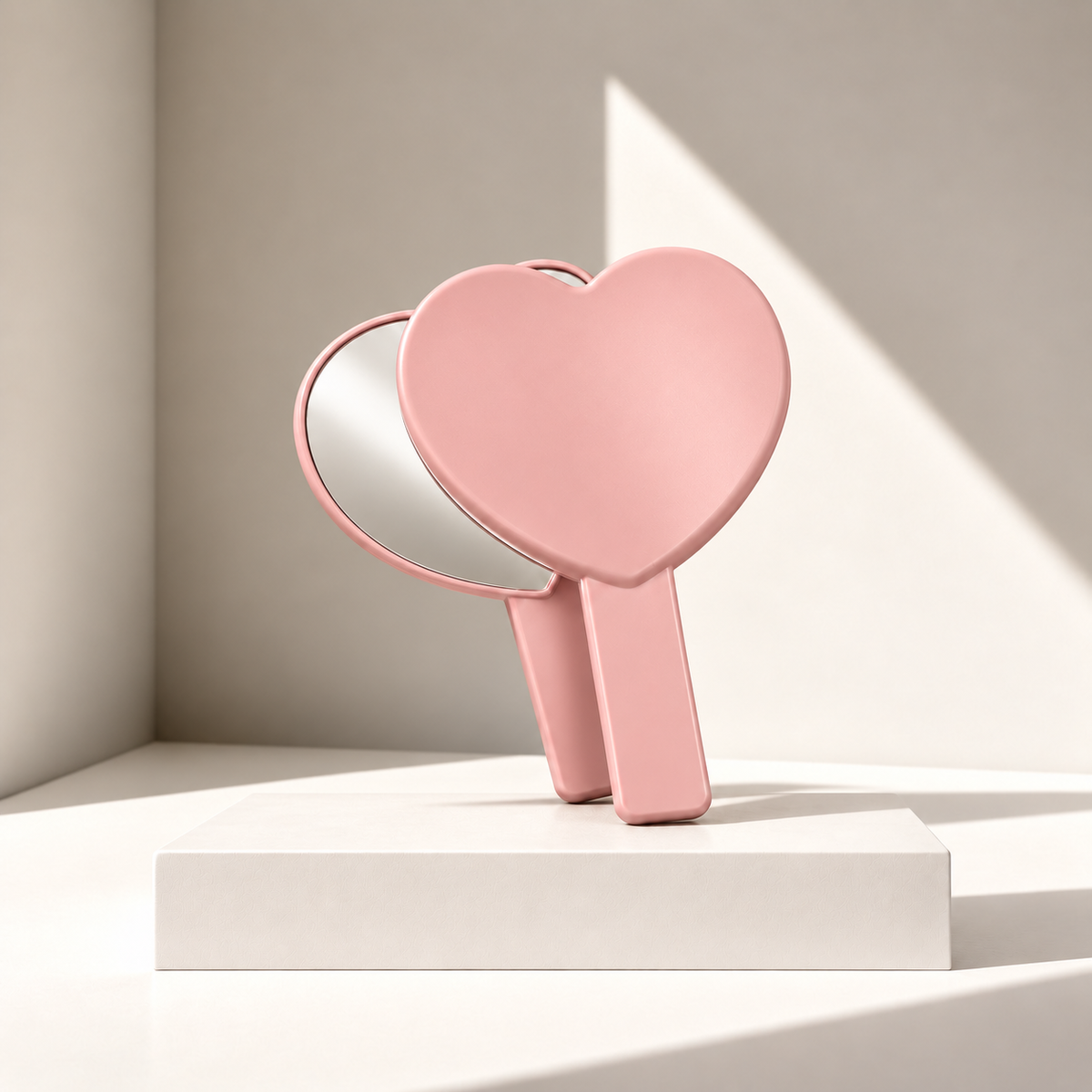HEART SHAPE MIRROR