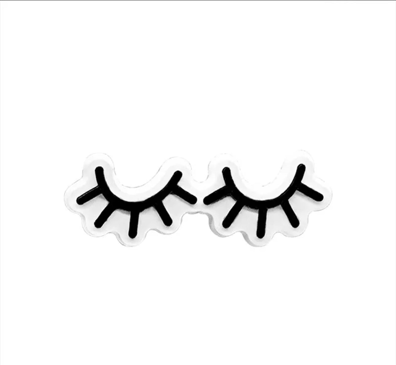 Lash accessories